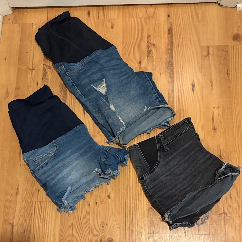 Isabel Maternity by Ingrid & Isabel Blue and Black Jean Shorts (3!!)